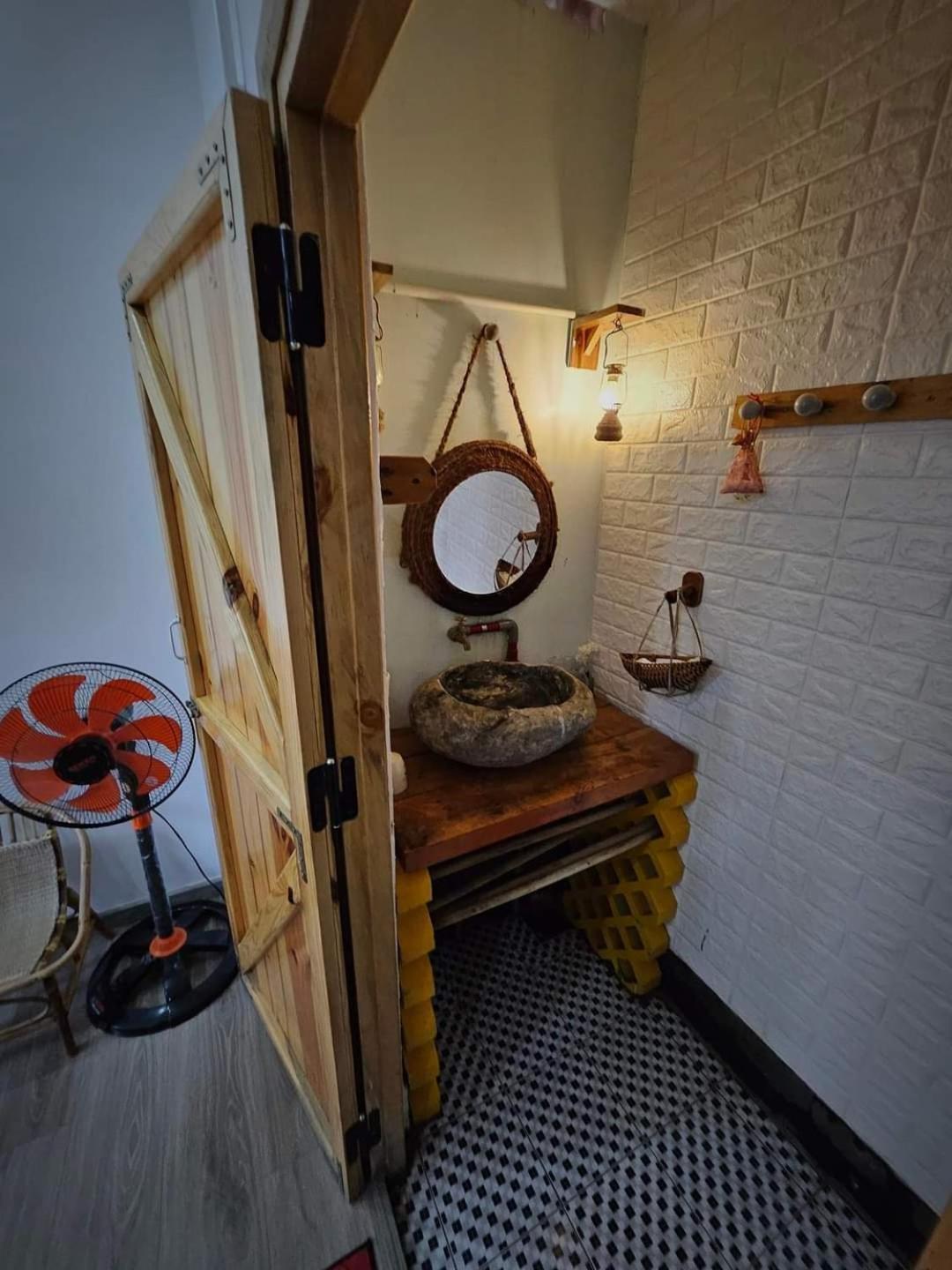 Homestay- Nha Nghi Xom Ro Dong Tac Экстерьер фото